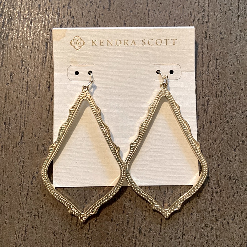 Kendra Scott Sophee Earrings (Gold)